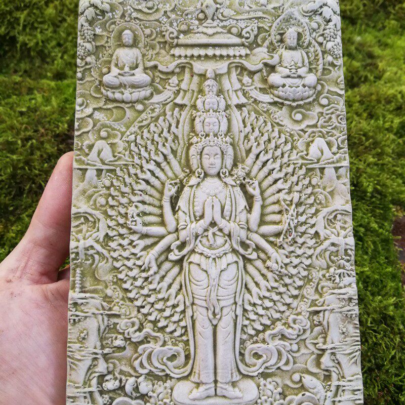 千手观音做老旧附青苔藓微景观水泥闷养生态雨林缸背景墙装饰摆件