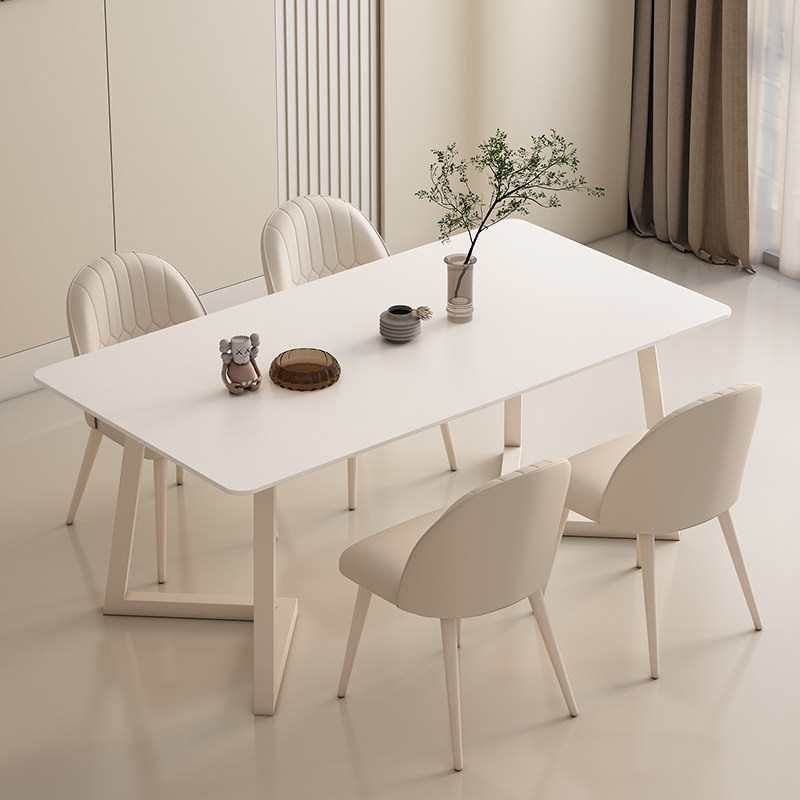 奶油风岩板餐桌椅组合家用小户型桌子客厅极简长方形现代简约饭桌