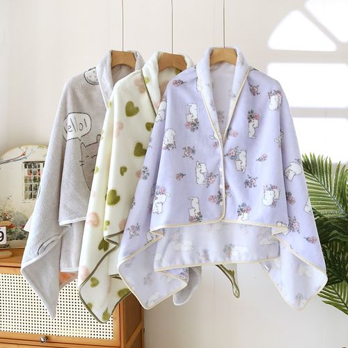 法兰绒披肩春秋午睡珊瑚绒盖毯学生自习颈肩斗篷披风冬季加厚单件