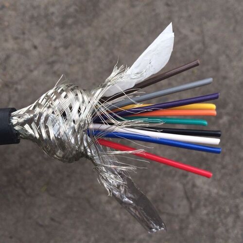 机床电线10芯1平方屏蔽线信号控制柔软耐折耐油双层拖链机械手