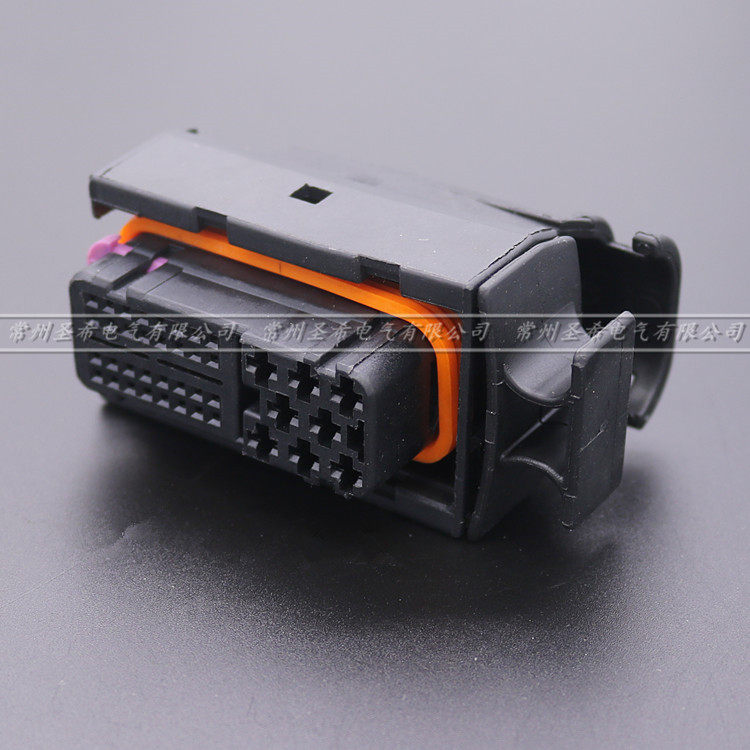 40孔汽车接插件 连接器 点火器线束插件1355172 DJ7401-1/3.5-21