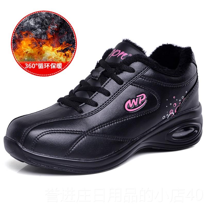 正品面春季年防水女鞋中防滑软底妈鞋中老年人皮运动鞋女跑妈步鞋