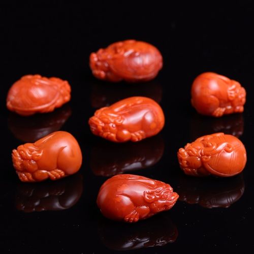 天然南红玛瑙吊坠满色满肉柿子红牡丹貔貅龙龟男女款饰品送