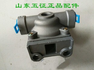五征三轮车原厂配件气刹三通 快放阀 刹车三通 制动器三通管制动