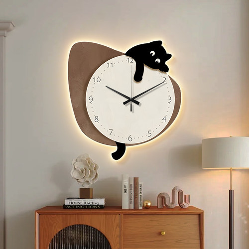 猫咪钟表客厅装饰画创意时钟表2024新款简约餐厅餐桌背景墙壁挂画