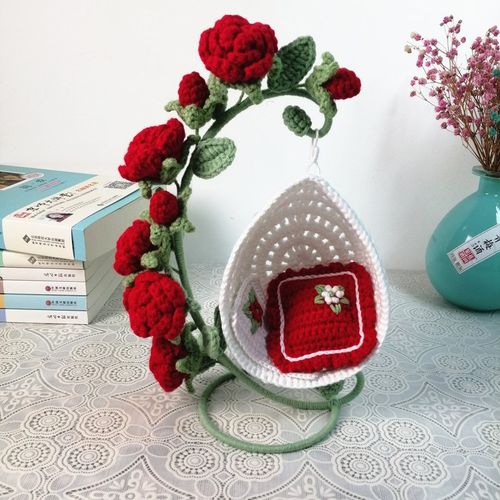 吊篮秋千摆件 玫瑰花假花桌面摆设DIY创意礼品纯手工毛线钩织成品