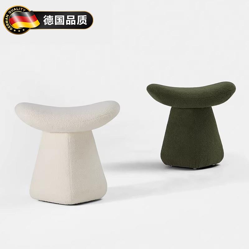 德国化妆椅衣帽间梳妆台女生卧室家用高级感轻奢旋转美妆用矮凳