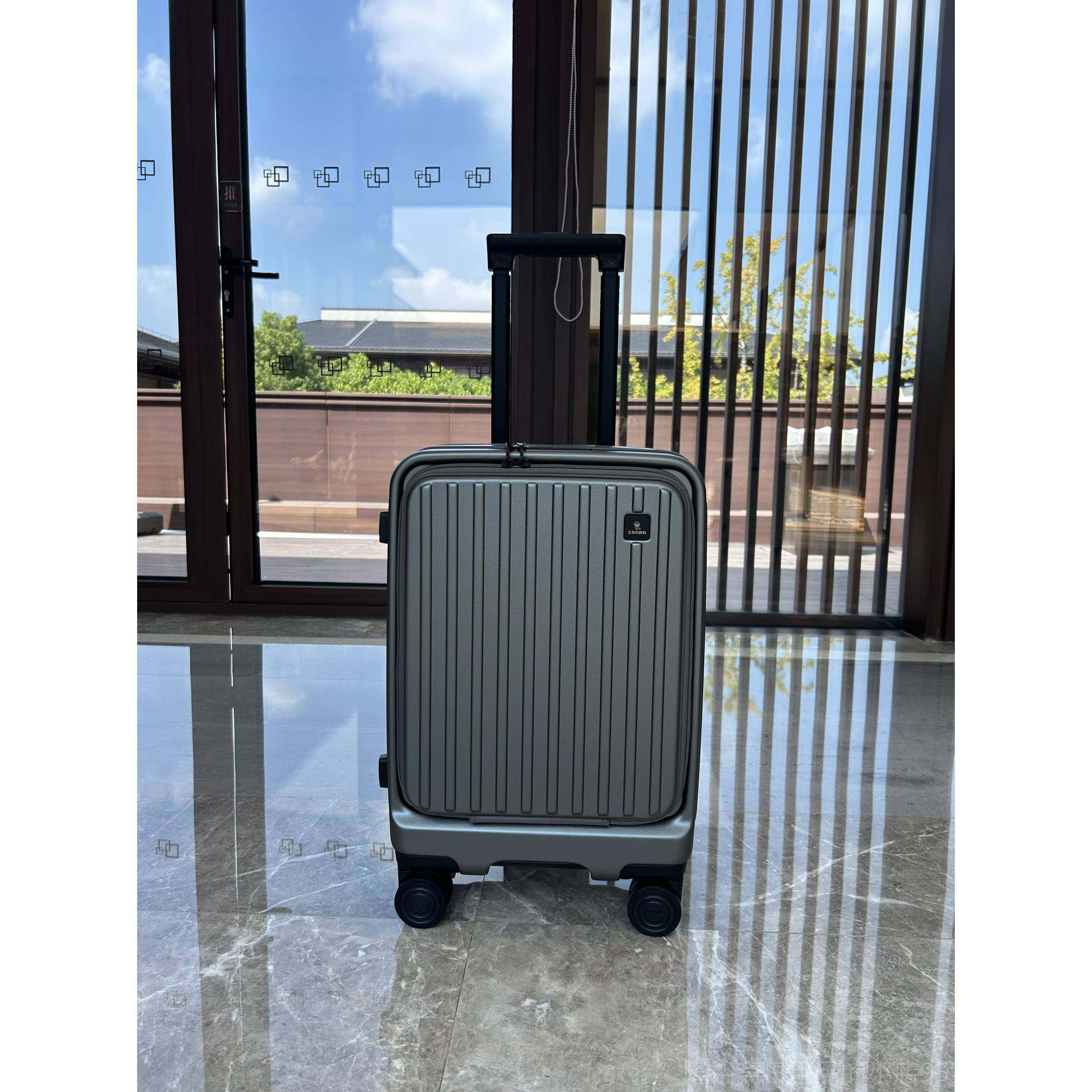 高档皇冠品牌行李箱2轮0寸登箱海关密码锁静音向25寸机旅行箱男万