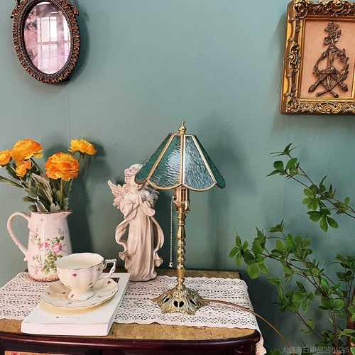 高档覆古古董古法国黄铜装饰玻璃覆台，客厅，书房，床头灯，全灯