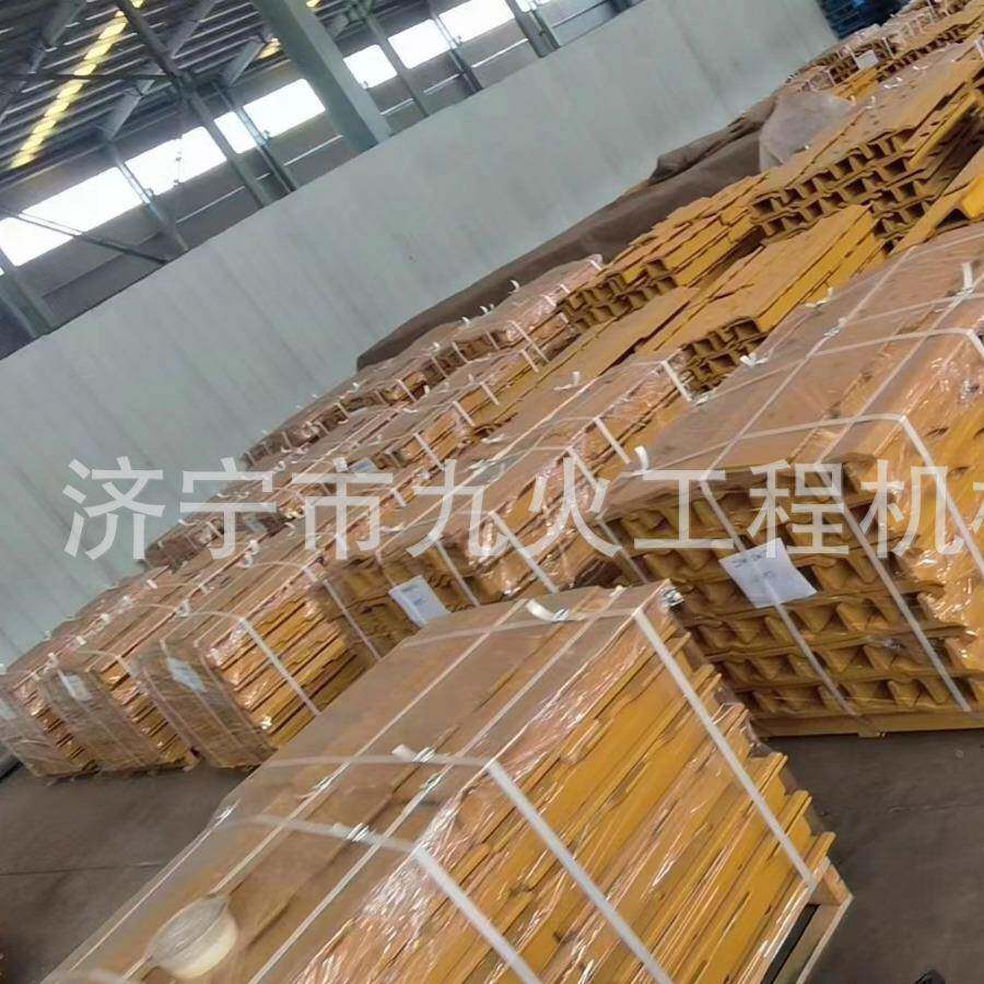 推山SD32推土机引导BDI拖链轮支重轮驱动齿轮履带链条履带板