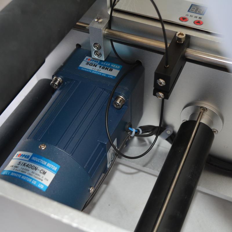 345MT-50半自动圆瓶璃贴标机不干标胶标贴标机玻瓶塑签料瓶小型贴