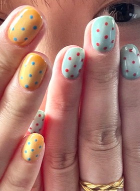 高级黄蓝撞色波点海莉穿戴甲手工短款老钱美甲高级绝美短甲指甲