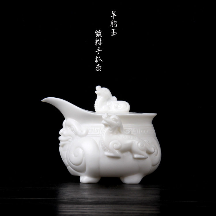 高档羊脂玉瓷貔貅手抓壶德化中国白茶壶陶瓷大号码 单壶白瓷茶器