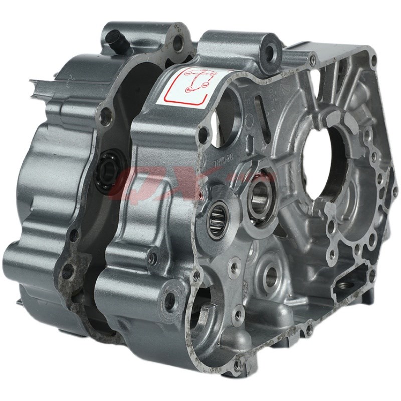 适用于力帆W1卧式1cc发动机配件齿轮箱左右曲轴箱体链条盖