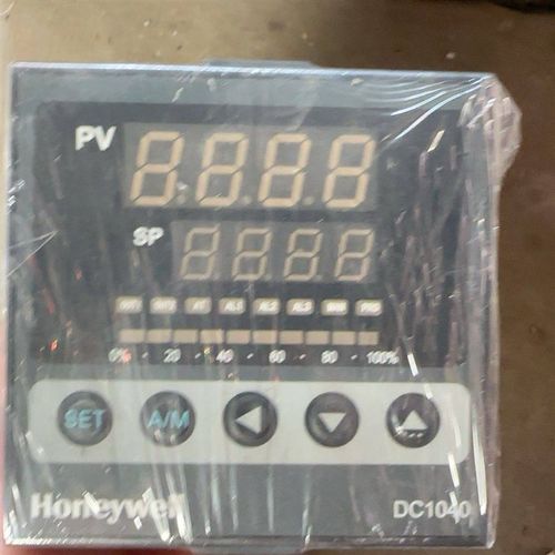 温控DC1040型号是DC1040CR-111000