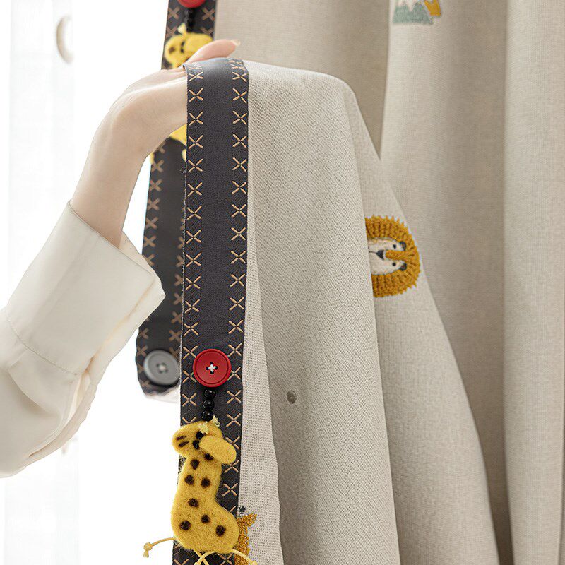 2025新款儿童房窗帘男孩卧室飘窗雪尼尔刺绣遮光定制窗帘卡通狮子