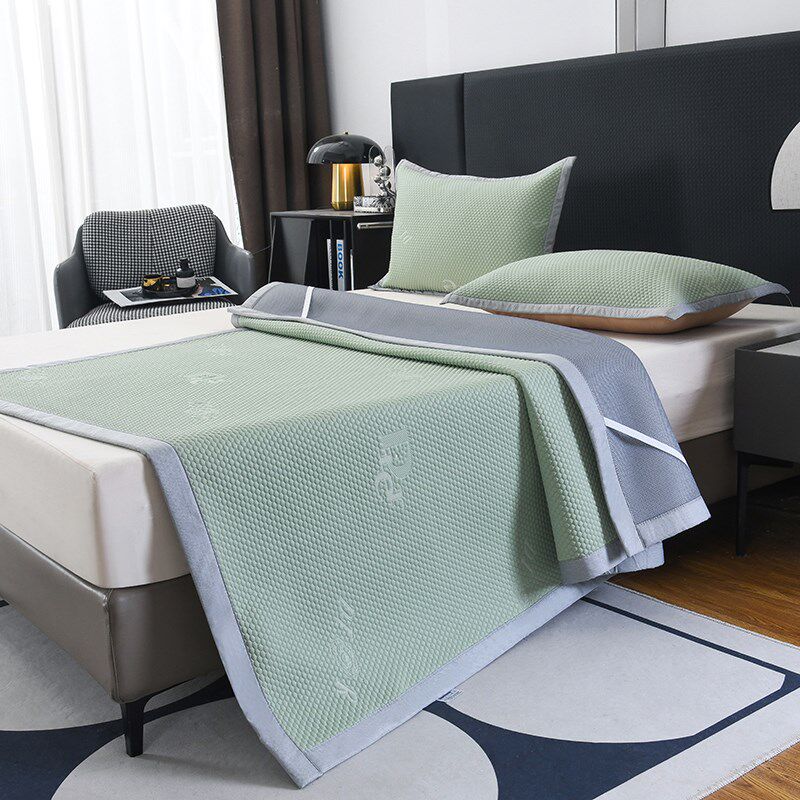 2024新款冰豆豆凉席夏季凉感垫子天软床笠冰丝学生宿舍单人三件套