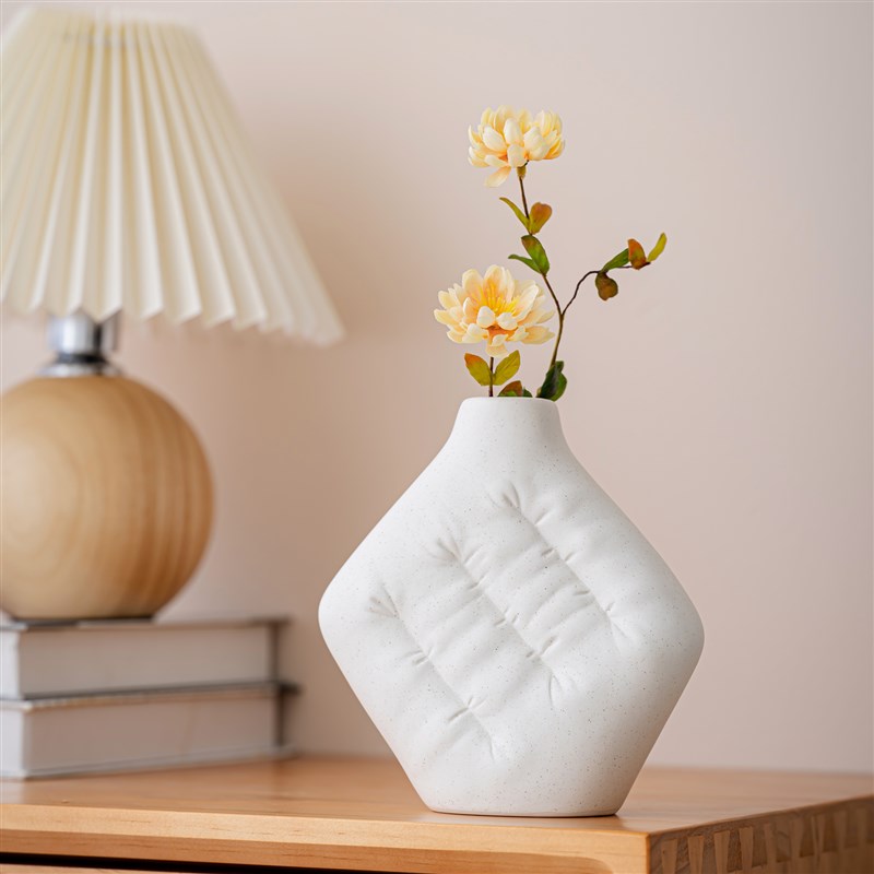 高级感创意抱枕陶瓷干花瓶民宿客厅餐桌装饰品玄关摆件艺术插花器