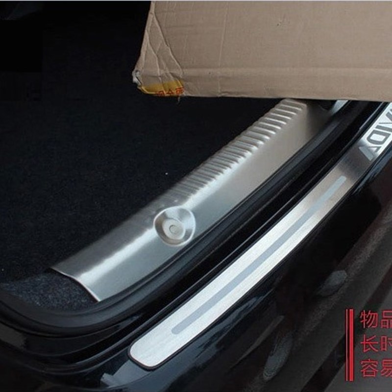 2019年新款大众速腾改装 装饰后备箱后保险杠护板防护不锈钢饰条