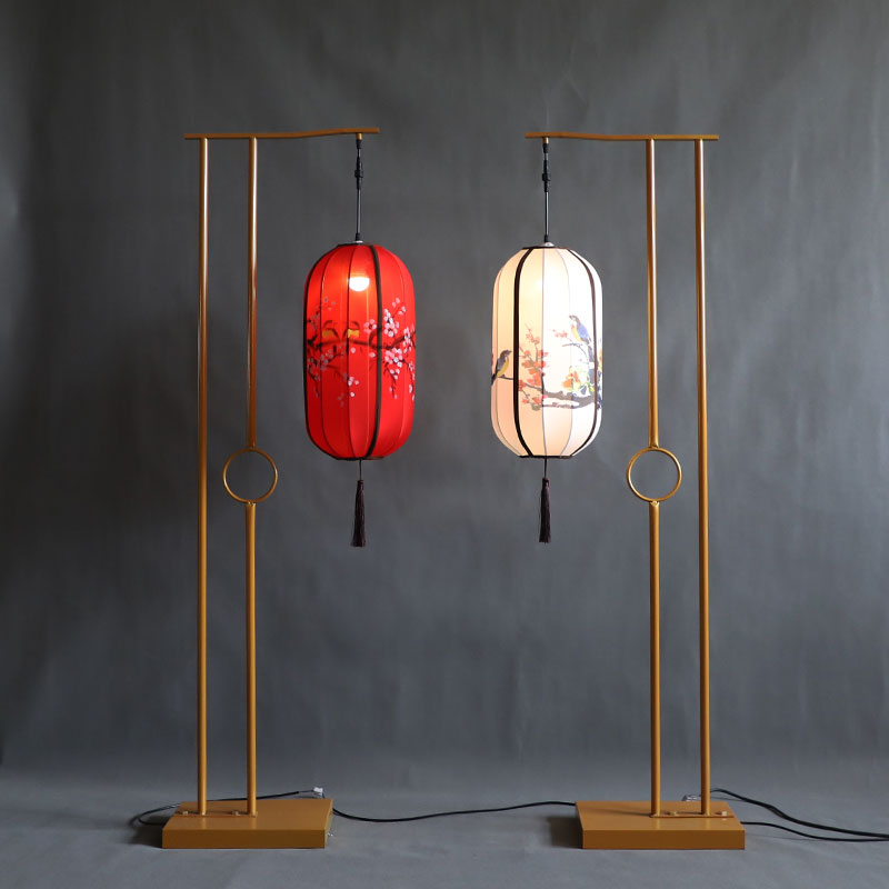 新款婚庆道具中式灯笼路引中式婚礼布置铁艺宫灯路引舞台装饰摆件