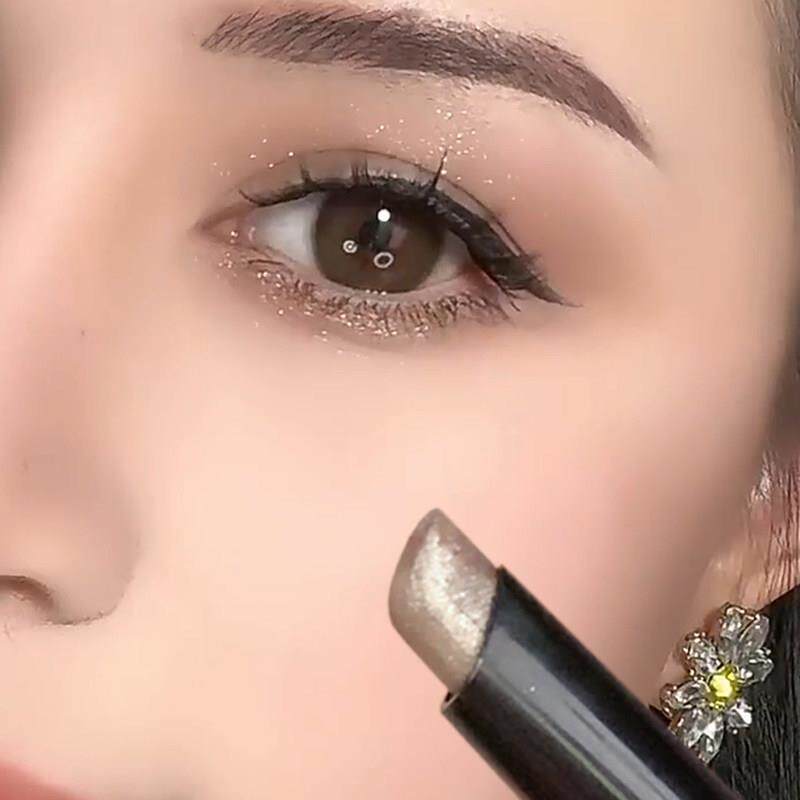 懒人眼影笔一抹成型眼影棒高光提亮卧蚕珠光哑光大地色防水不晕染