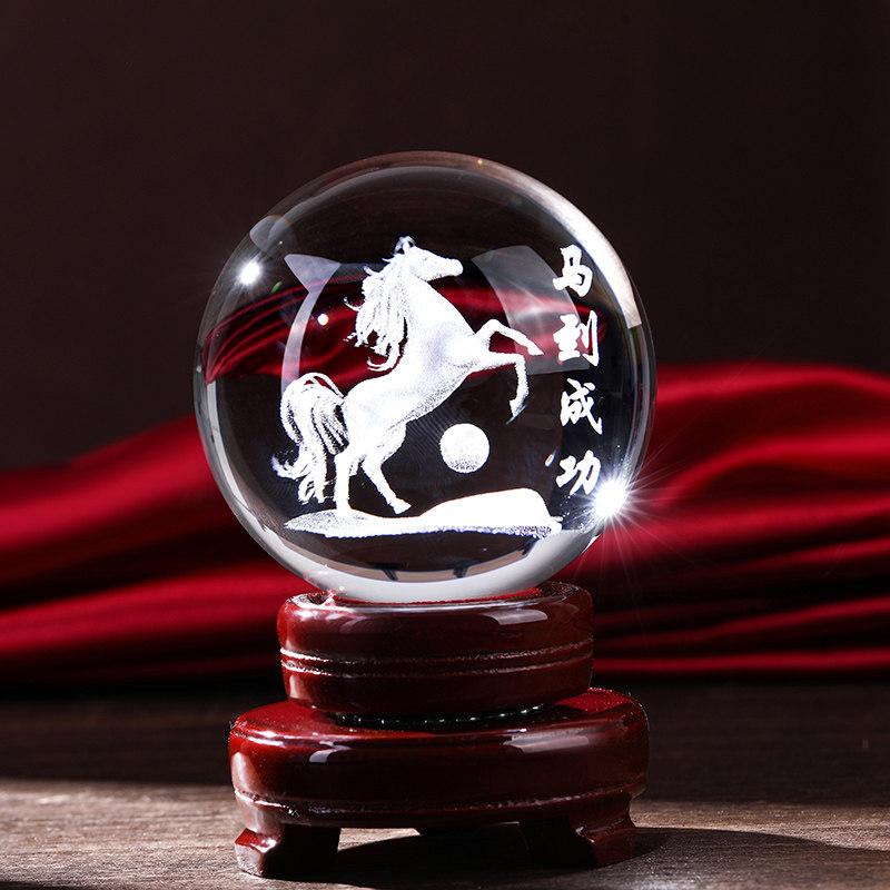白色水晶球水晶球透明雕刻定制马玻璃球马到成功装饰客厅办公桌摆,家居饰品,装饰摆件,淘宝优惠券,粉丝福利购,淘宝优惠卷