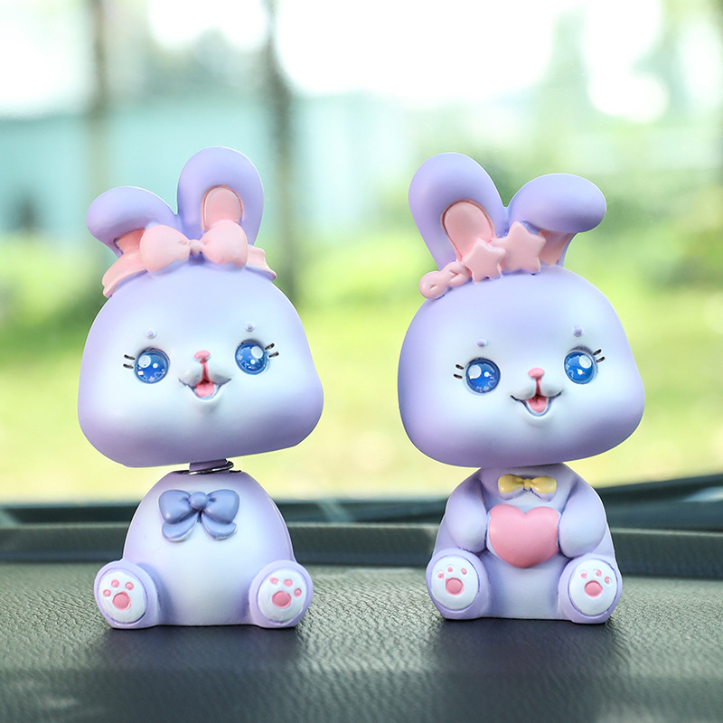 创意生肖兔兔日记摇头汽车摆件 卡通车载内饰用品公仔桌面摆件