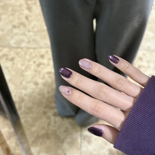 高级感猫眼爆闪钻显白美甲轻奢氛围感气质葡萄紫跳色纯手工穿戴甲