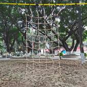 外儿童练攀岩训练GYG网爬网幼儿园攀爬网游拓乐设施户展景训区攀