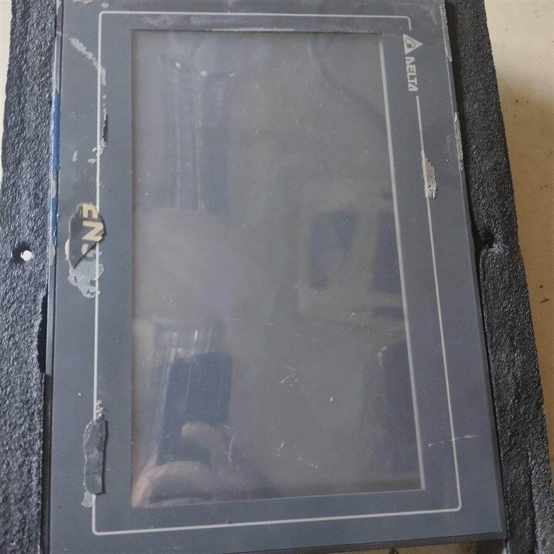 台达触摸屏   型号DOP-110cs