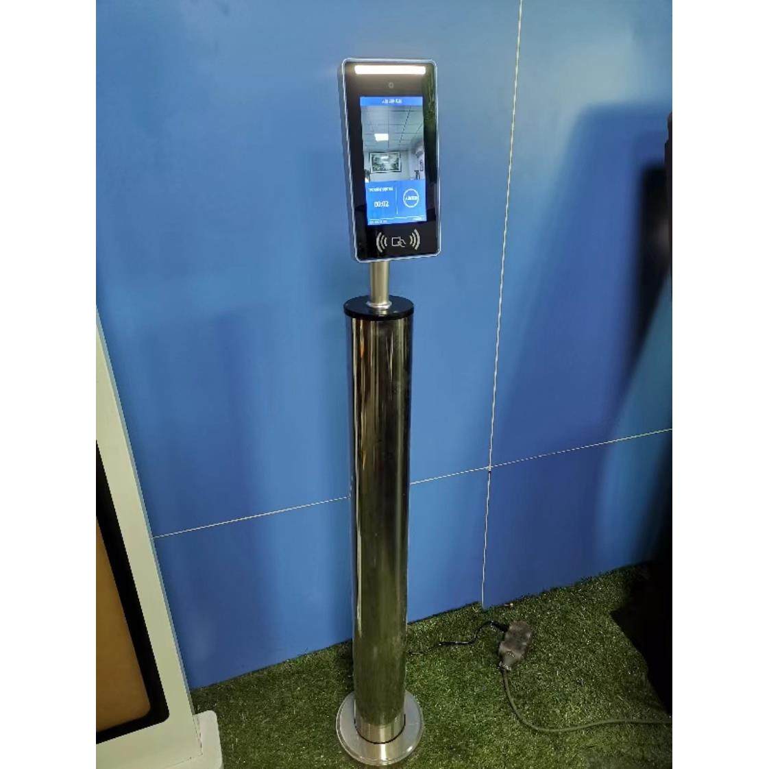 监控立柱304997不锈钢区刷卡人脸识别立柱小楼门宇口考勤机测温支