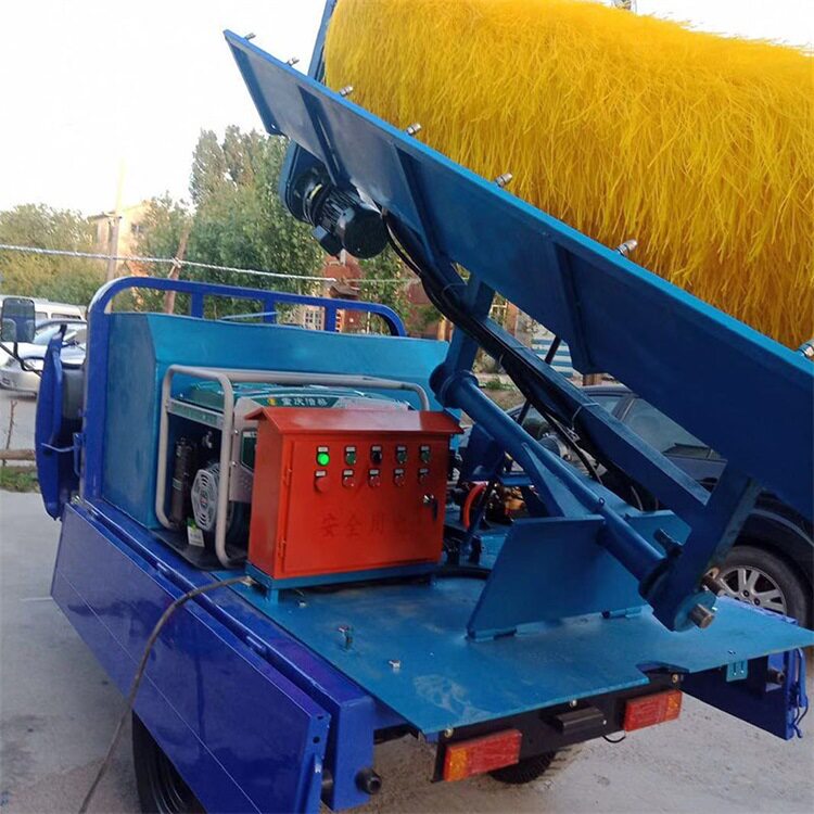 中旺喷淋式道路护栏清洗车