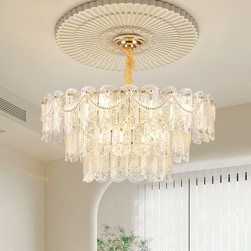 客厅灯现代简约大气2025年新款超亮大主灯家用法式奶油风别墅吊灯