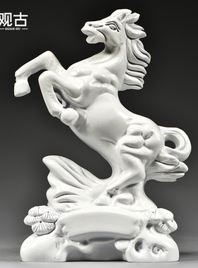 白色木头马到成功雕刻摆件家居客厅办公室实木马装饰吉祥物工艺品