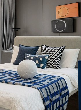 现代简约样板间软装床品男孩卧室儿童房蓝色系床搭毯床旗抱枕套件