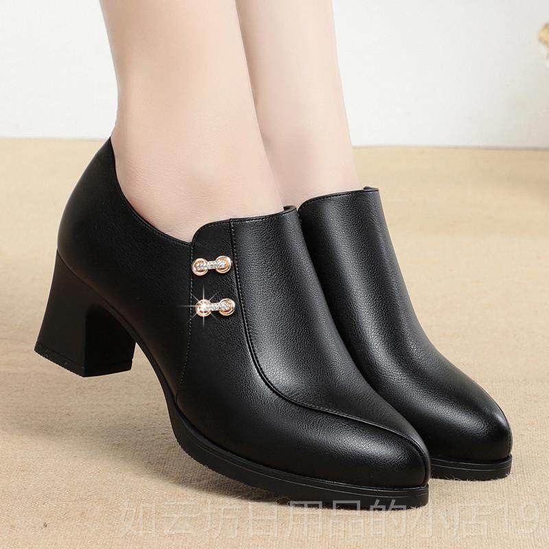 正品妈妈鞋底秋单鞋女弹鞋20春23新款中跟真皮厚软跟簧皮鞋