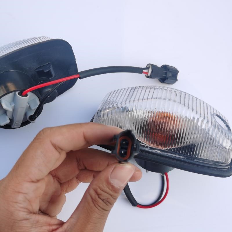 适用上汽跃进超越C300C100C0原厂车门边灯侧转向灯货车门灯总成