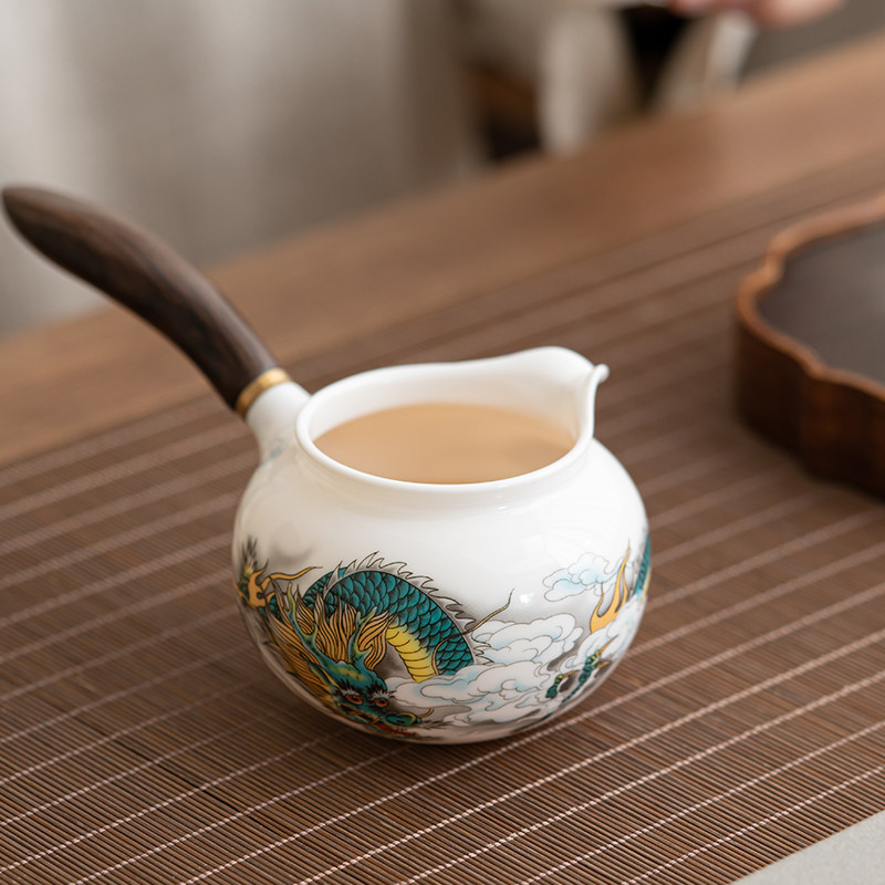 晨翔羊脂玉白瓷实木侧把公道杯家用陶瓷茶海客厅办公室防烫分茶器