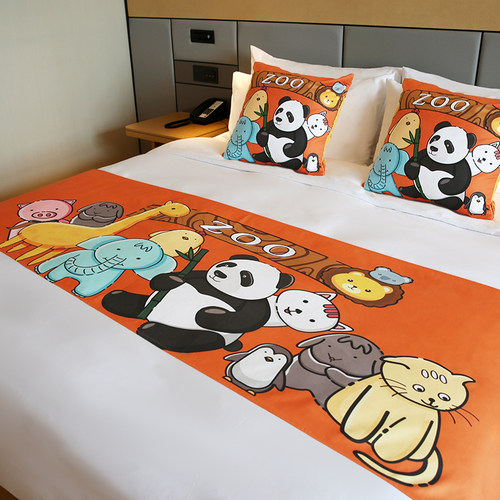 定制酒店宾馆亲子房装饰布置卡通床尾巾民宿可爱儿童房床旗抱枕