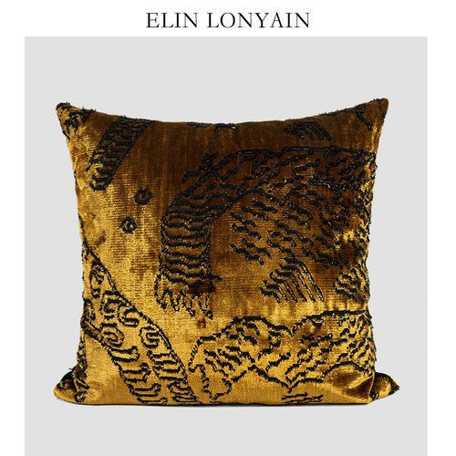 珑衍家居现代简约金色虎纹进口割绒靠垫抱枕样板房客厅高端方枕