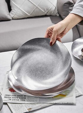 复古果盘304不锈钢盘子高级感异形盘圆盘做旧雪花灰餐盘装饰器皿