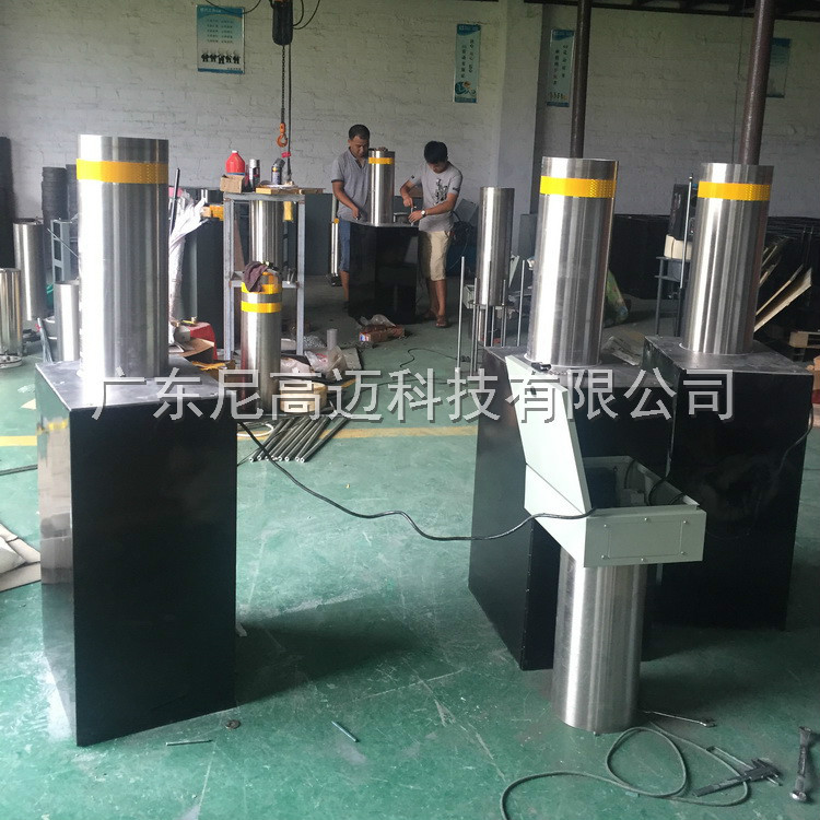 不锈钢自动起落应急匝道路障桩