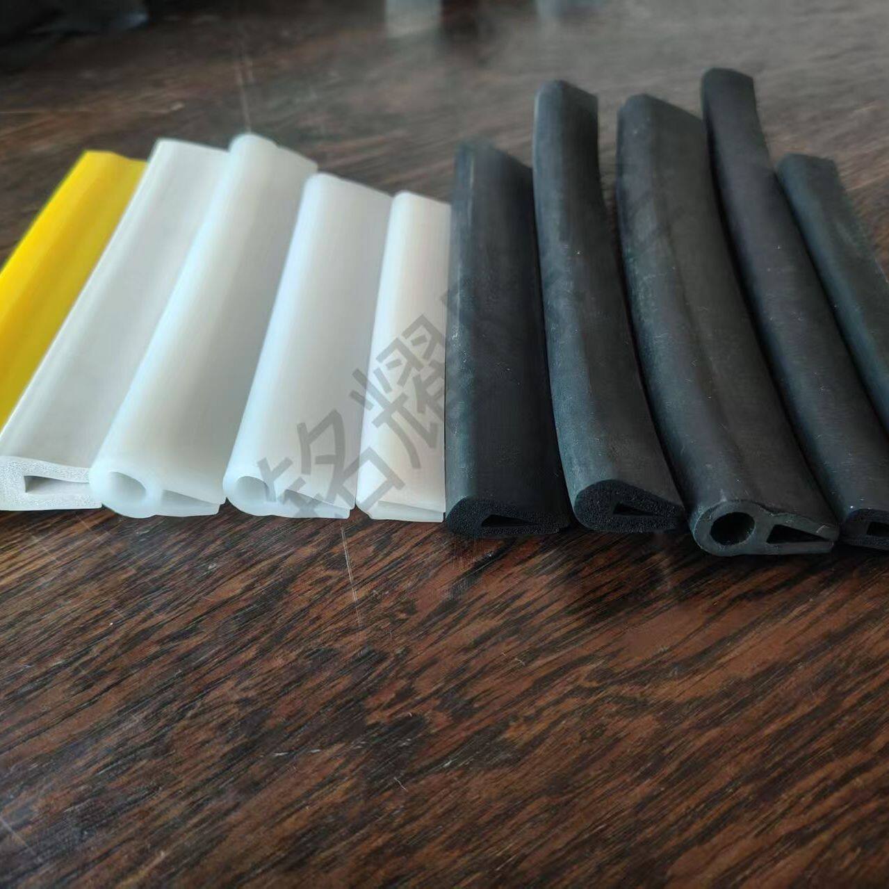 新款除尘器专用U型密封条50米装除尘器盖板专用耐高温U型密封条