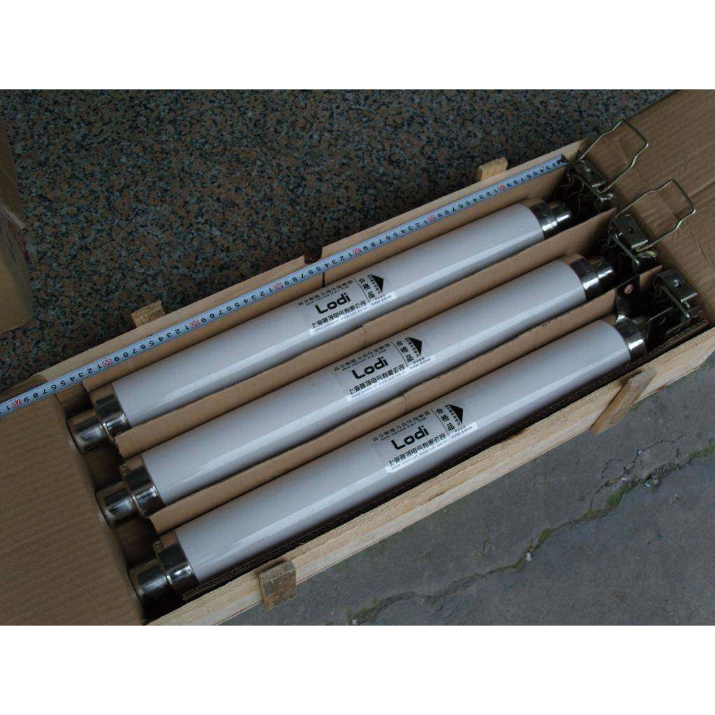 XRNT-12/隆顶电TXRN-10高压熔9断器XRNT1-气12E=22mm,五金/工具,高压熔断器,淘宝优惠券,粉丝福利购,淘宝优惠卷