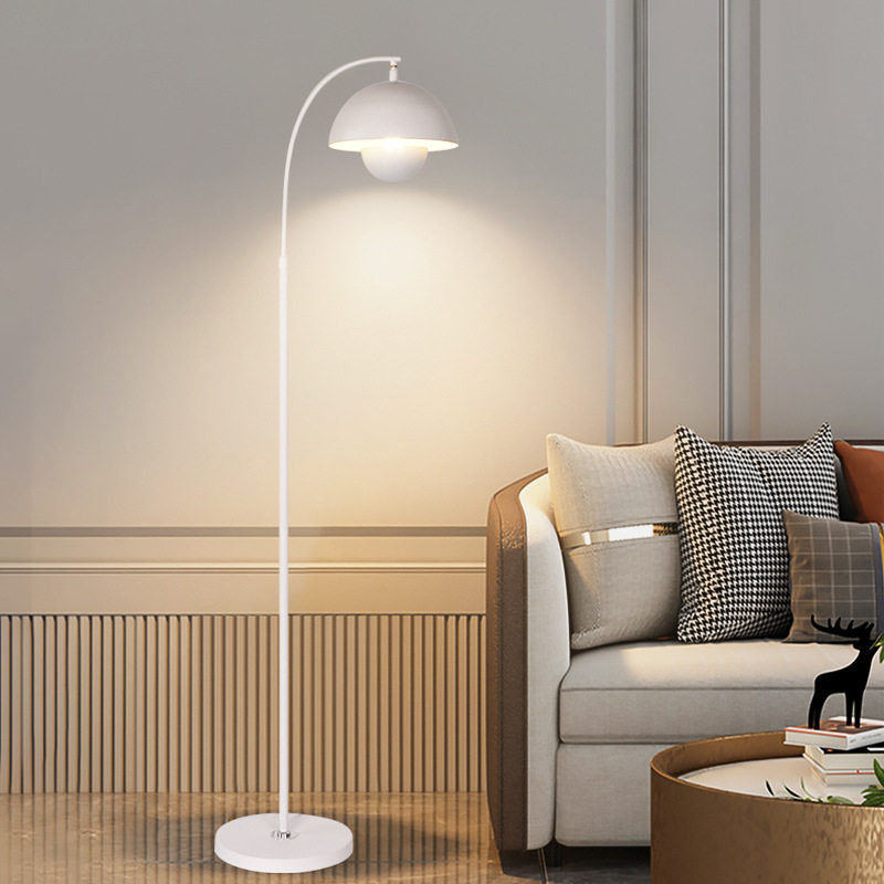 法式奶油风落地灯客厅沙发旁书房卧室氛围感灯现代花苞立式落地灯