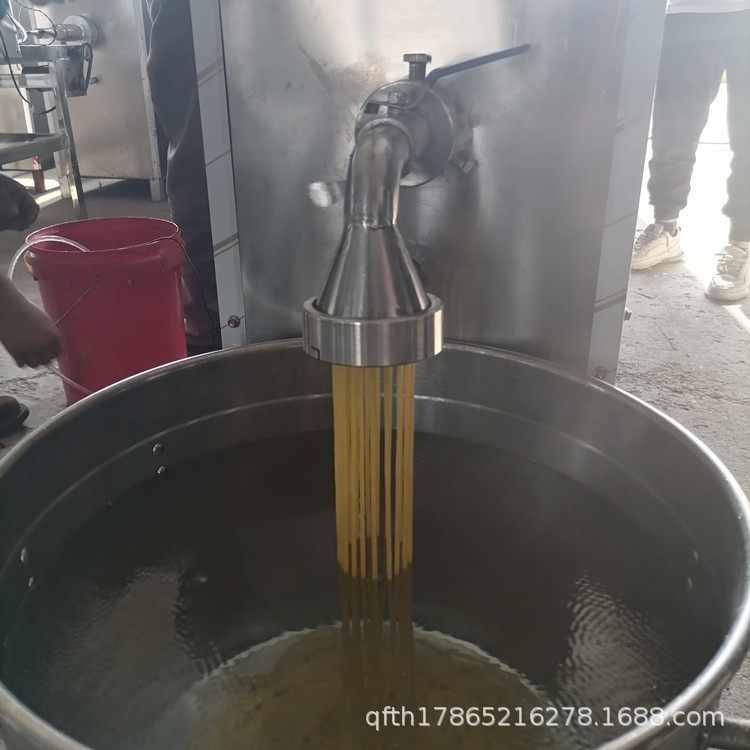 带技术供应电加热酸汤子机 特色鲜米粉米线机 多功能玉米馇条机,清洗/食品/商业设备,灌肠机,淘宝优惠券,粉丝福利购,淘宝优惠卷