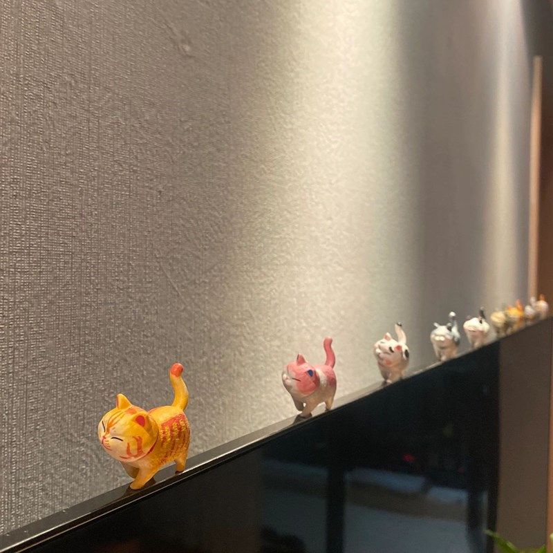 【新家的一百个快递】猫咪摆件办公室桌面屏幕电脑萤幕摆件工位