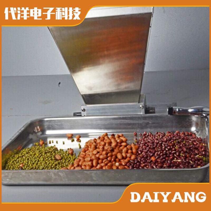 推荐手摇不锈钢对辊小麦研磨机五谷杂粮磨粉机碎料啤酒酿造家用