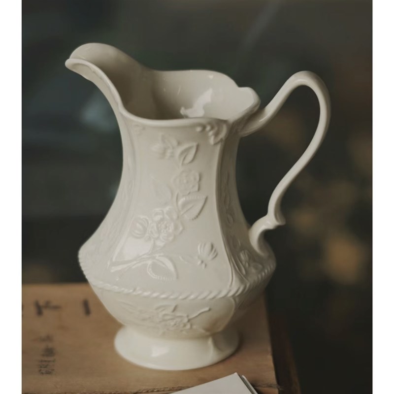 SE闭眼入!强推白色浮雕陶瓷花瓶客厅摆件水培鲜花器装饰插花