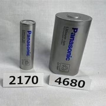 8604682140217001动力储能圆柱电池光焊连5接片引出激片激光点焊